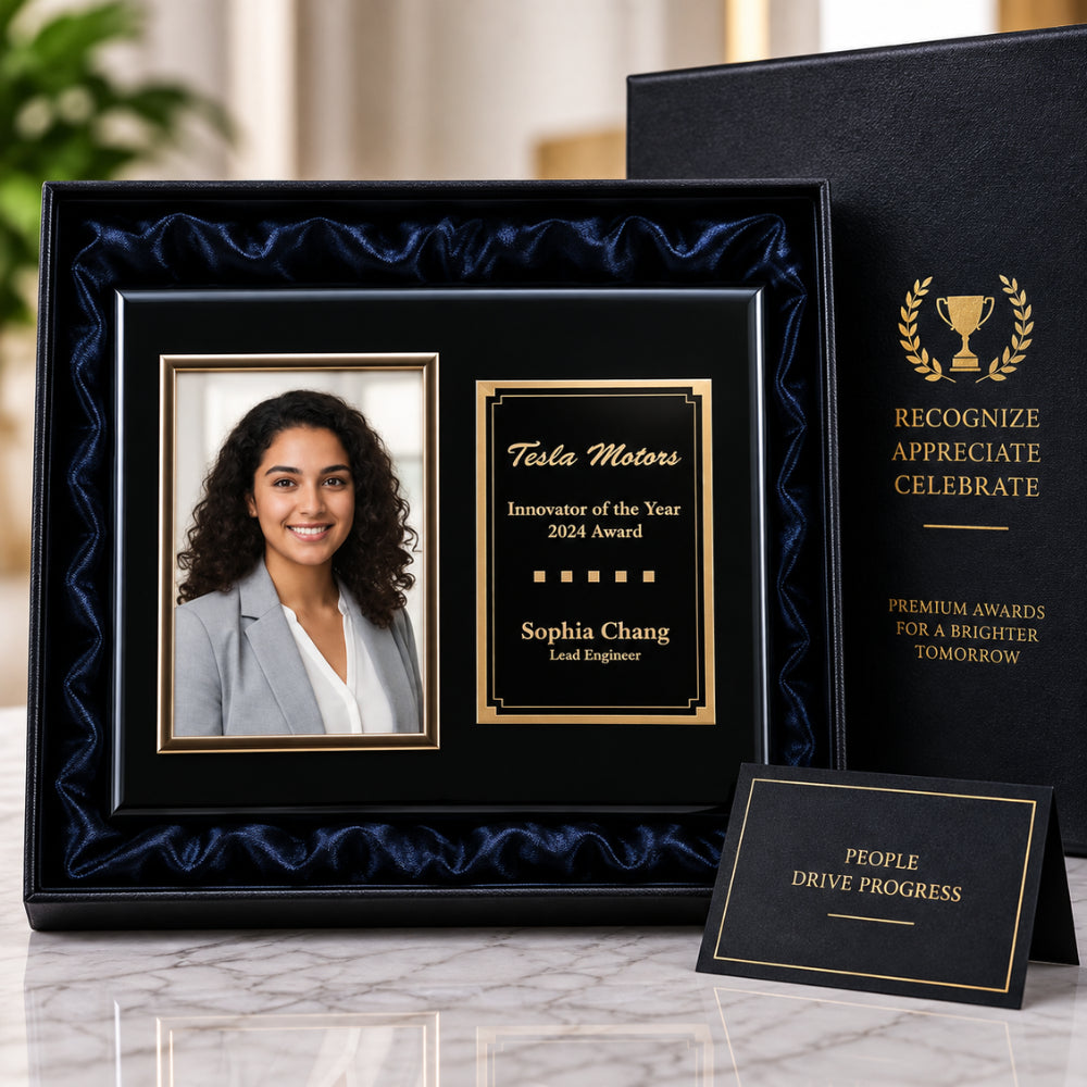 Metcalfe Prestige | Executive Gold Plaque for Leadership Excellence