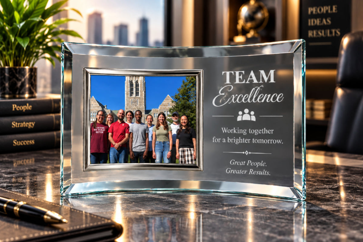 Curved Crystal | Personalized Corporate Recognition Award