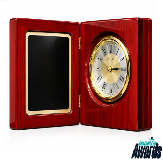 Crimson Crystal Clock Award | Auszeichnung für besondere Leistungen von Führungskräften