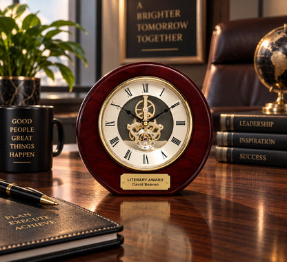Héritage Littéraire | Horloge en bois personnalisée du Prix Littéraire