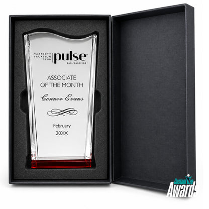 Coin Rouge | Trophée en cristal gravé personnalisé
