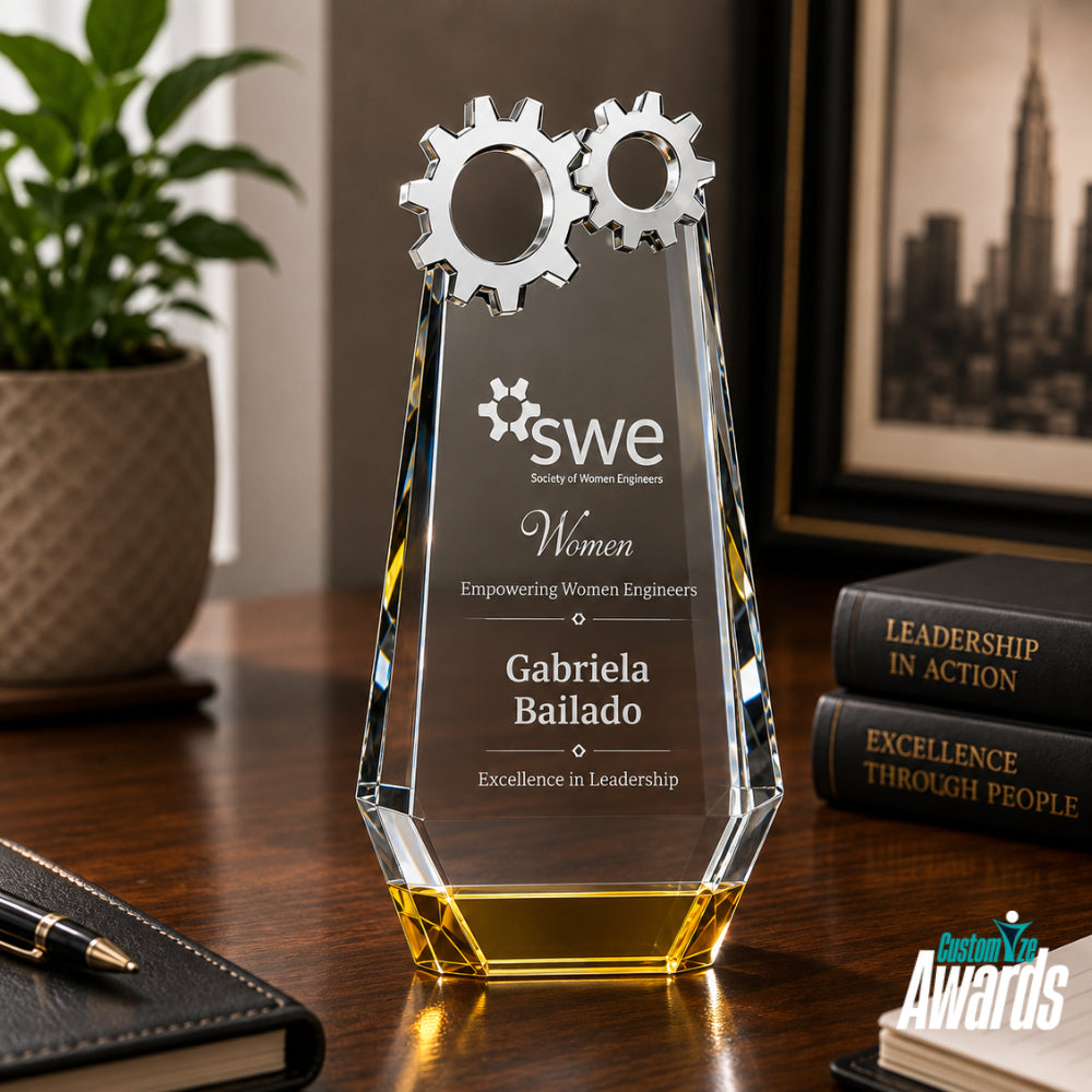 Pinnacle Gear | Engineering Leadership Crystal Award